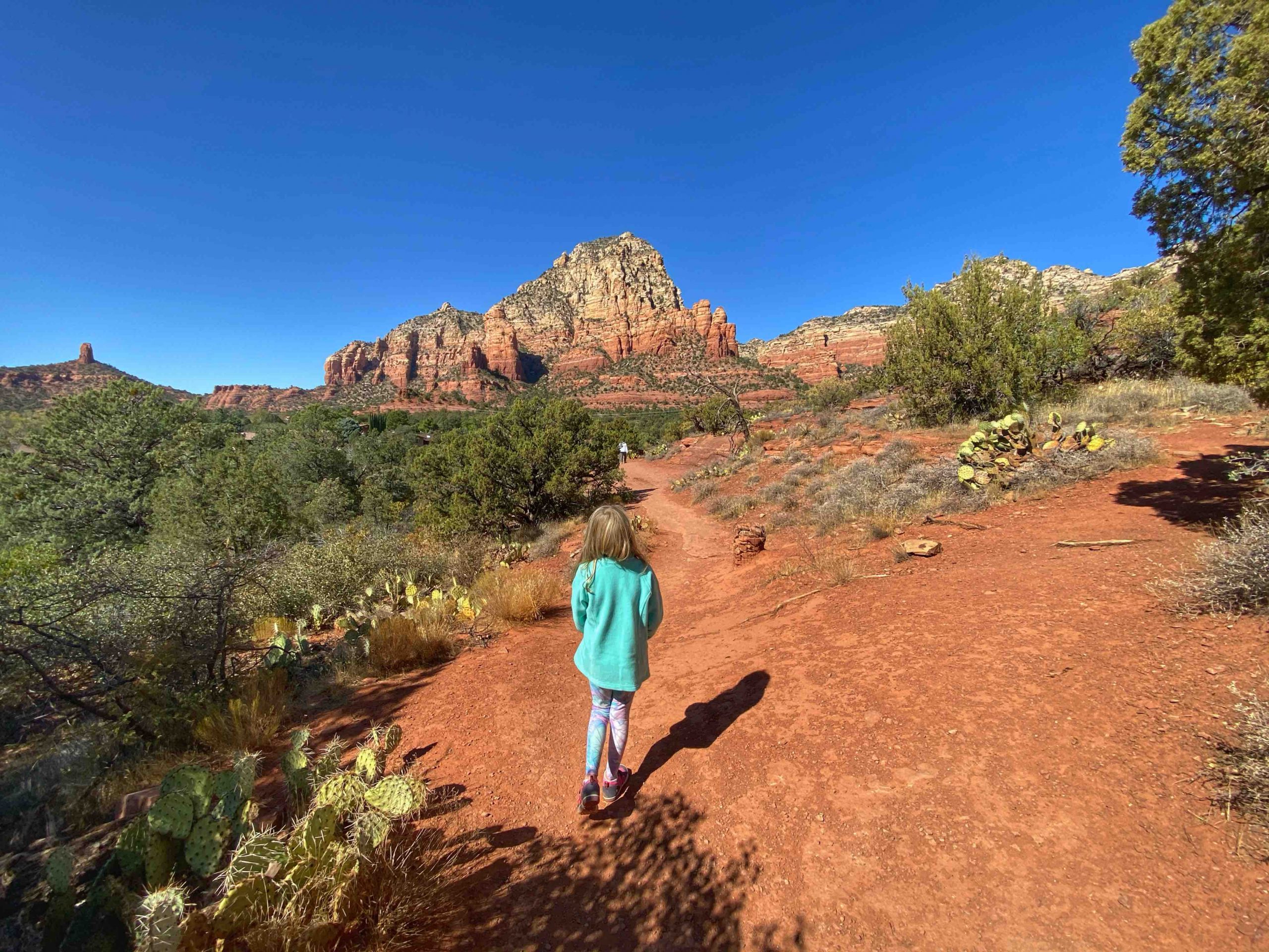 Child on a hike. Best hikes for kids cover