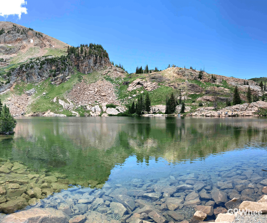 Scenery of the cecret lake in Utah
