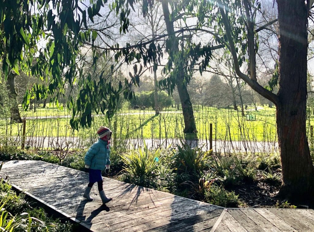 day trips from London with kids: Kew garden cover