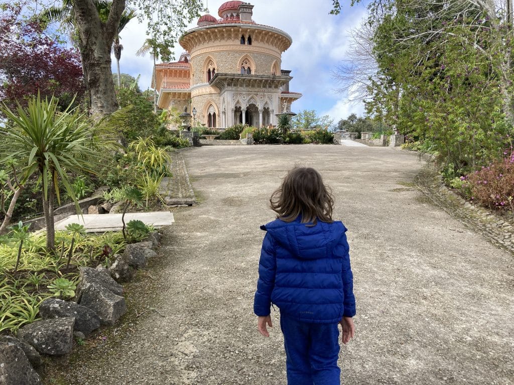 Child in front of Sintra's castle