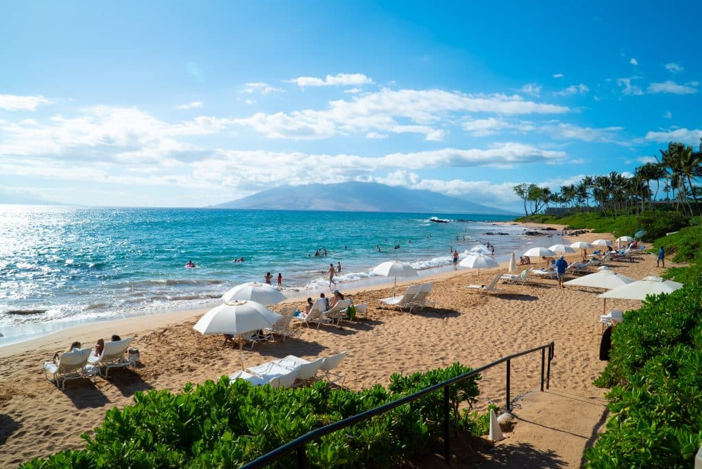 Best Hotels in Hawaii for families, Maui's beach and ocean front hotel